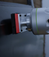 flexiv robot doing car door polishing