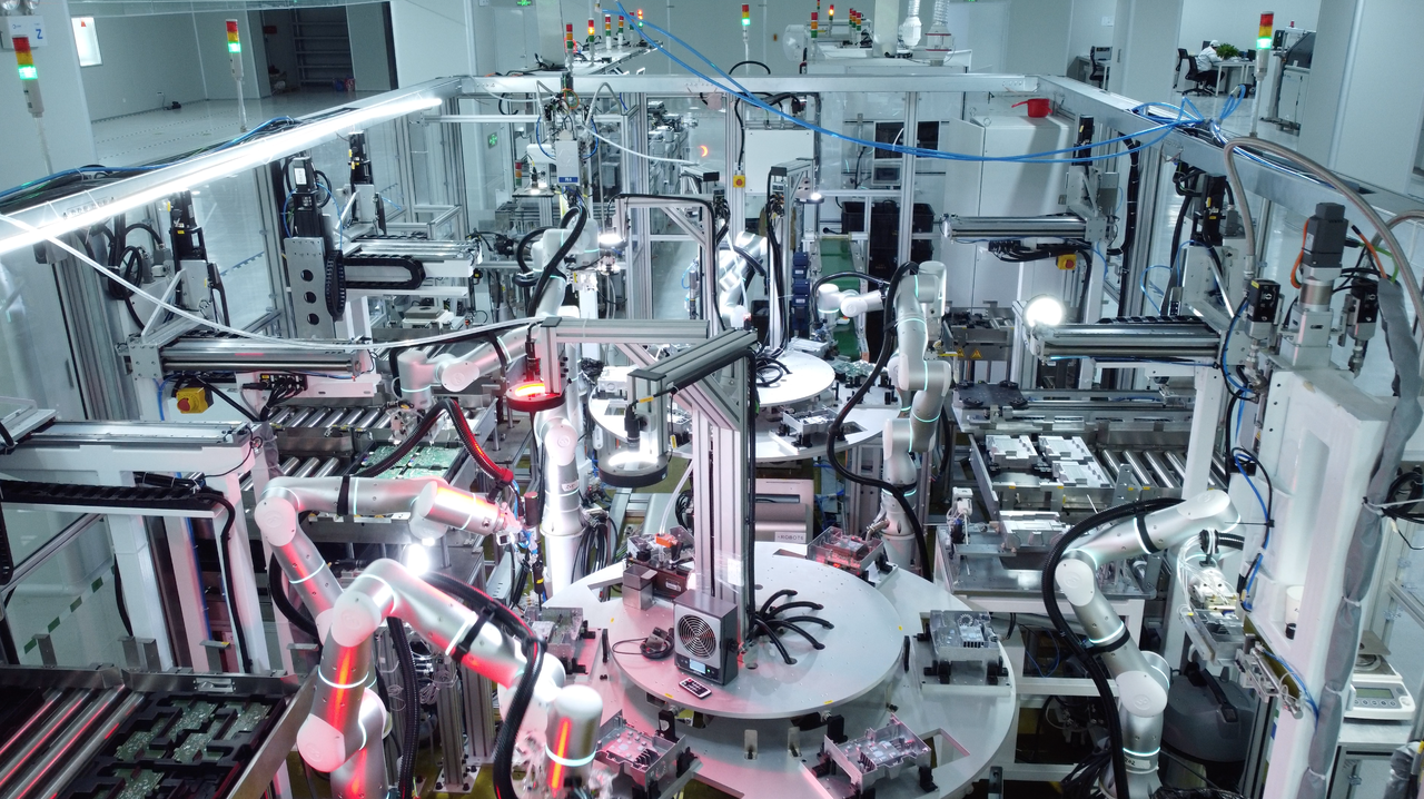 Automotive Industrial Robots